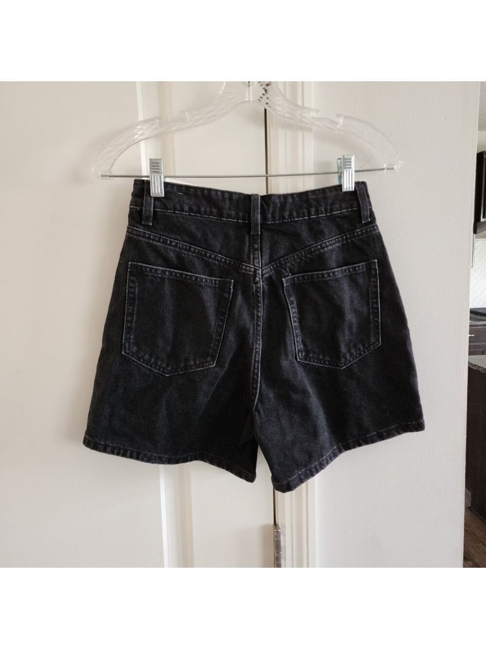 Zara Hi- Rise Denim Shorts Size 2 - Picture 3 of 6